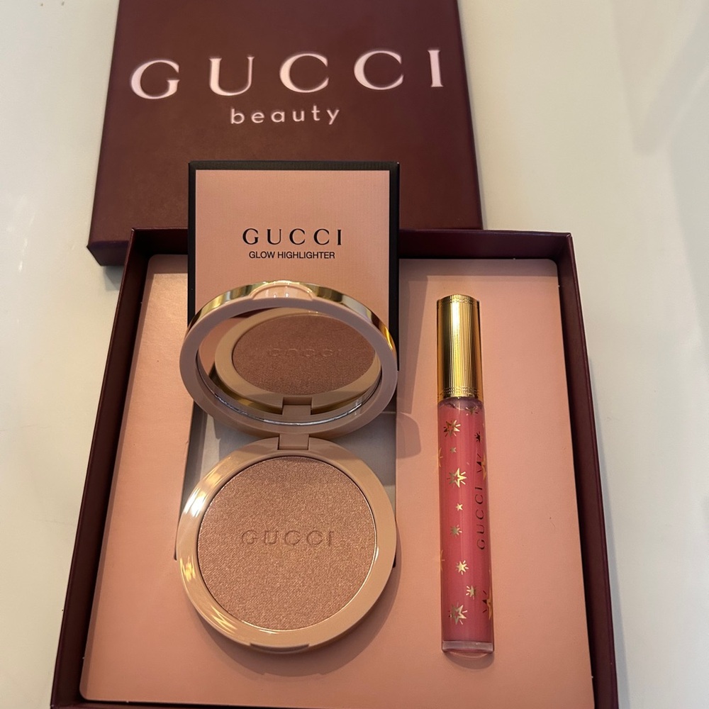 LAST ONE Gucci Beauty Highlighter Set - Pink and Gold